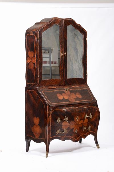 Trumeau Luigi XV Interamente Lastronato in Palissandro e Bois De Violette ed Intarsiato Col Motiv...