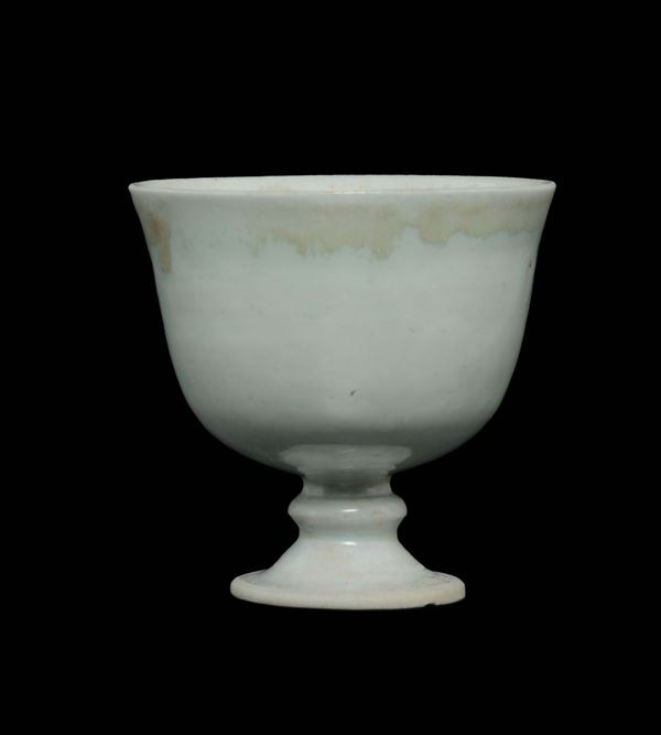 Coppa in porcellana smaltata, Cina, Dinastia Qing, epoca Kangxi (1662-1722)