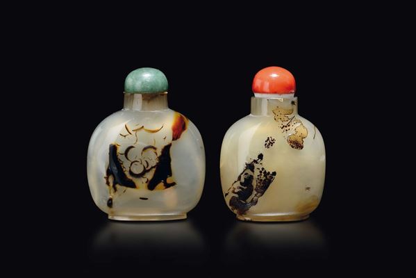 Due snuff bottles in agata con uccellini, Cina, Dinastia Qing, XIX secolo
