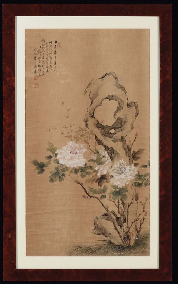 Dipinto su carta incorniciato con fiori ed iscrizione: dipinto donato per l'inaugurazione del palazzo Yu e firma dell'autore Cheng Guchen, Cina, Dinastia Qing, XIX secolo