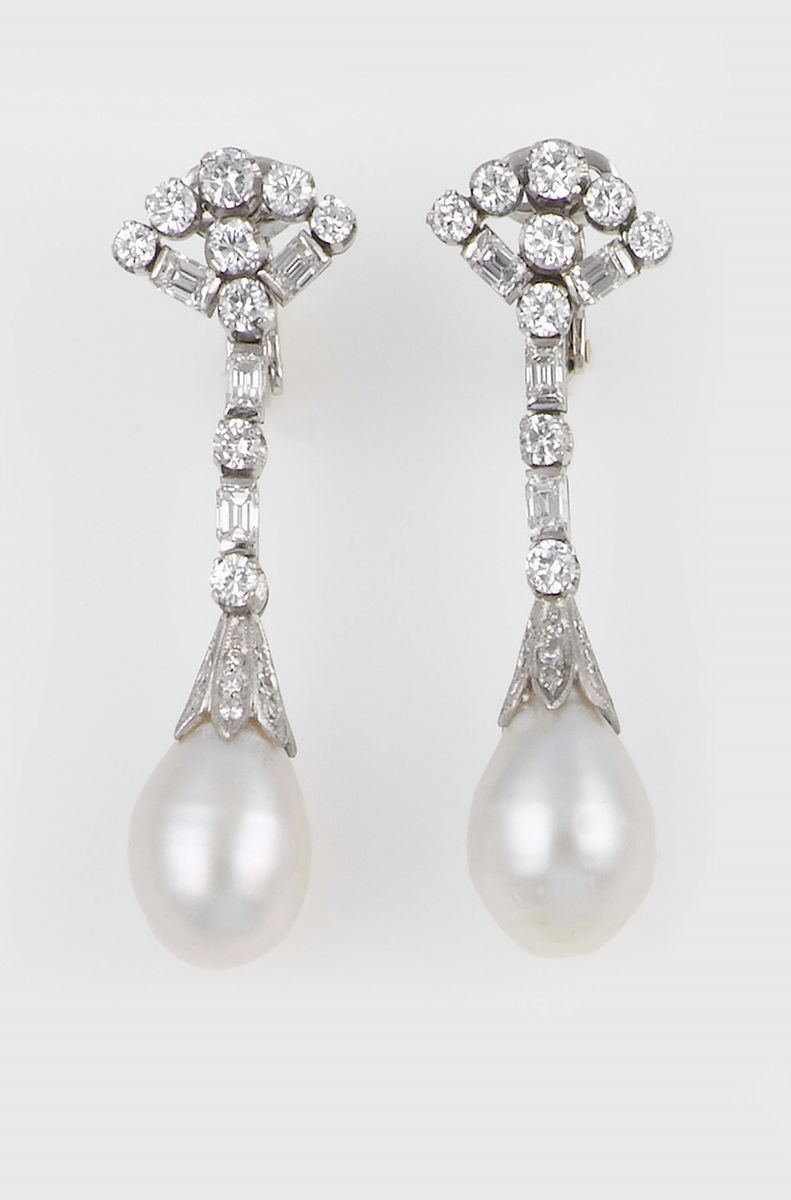 A pair of diamond and pearl pendent earrings  - Auction Jewels - II - Cambi Casa d'Aste