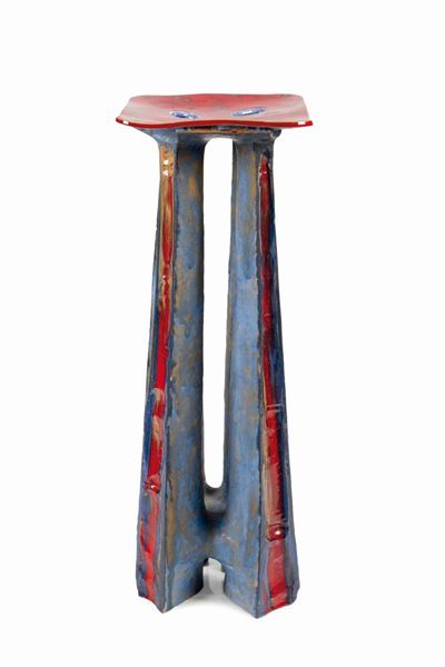Arnaldo Miniati, Vaso in ceramica maiolicata a forma astratta