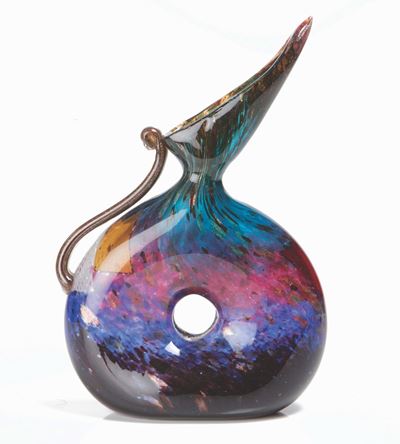 Toso Aureliano, Vaso “Eldorado” in vetro soffiato multicolore con foro centrale e ansa