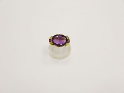 Anello con Ametista e Rubini