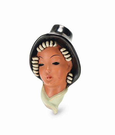 Goldscheider, Placca da parete con testa di fanciulla in ceramica a colaggio, Vienna (circa 1925)