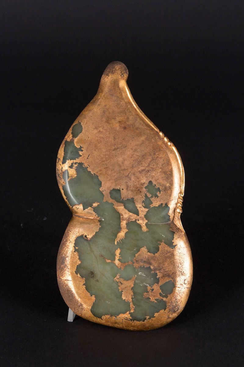 Sciacquapennelli a Doppia Zucca in Giada Verde con Pennellate Oro, Cina, Dinastia Qing, XIX Secol...