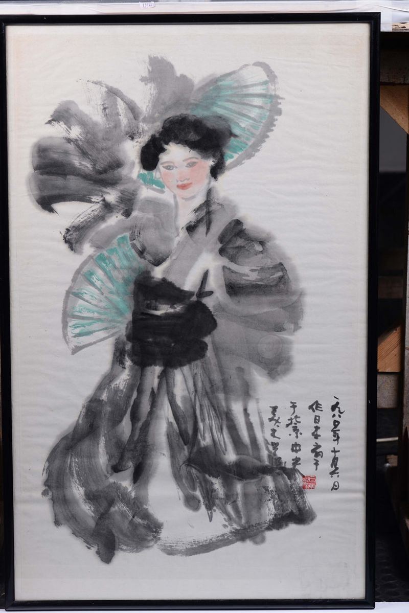 Acquarello su carta raffigurante donna con ventagli ed iscrizione, Cina, XX secolo  - Asta Arte Orientale - Asta Online - Cambi Casa d'Aste