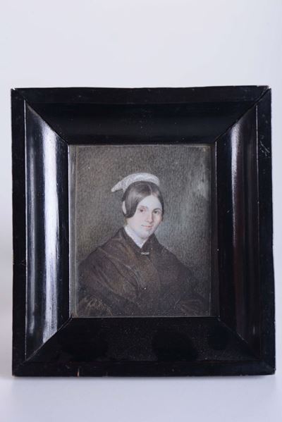 Miniatura Raffigurante Donna con Scialle Marrone, XIX Secolo