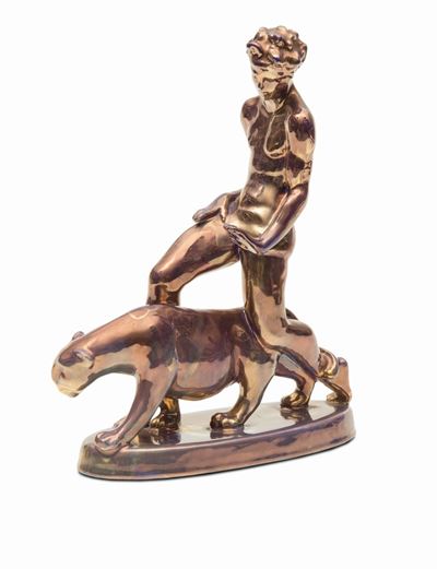 Francesco Nonni, Danzatore con leopardo, gruppo in maiolica riflessata (Faenza), 1930 ca.