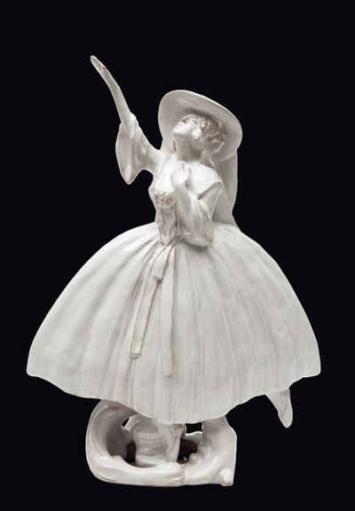 Francesco Nonni, La danzatrice Cia Fornaroli, faenza, maiolica monocroma bianca (circa 1930)