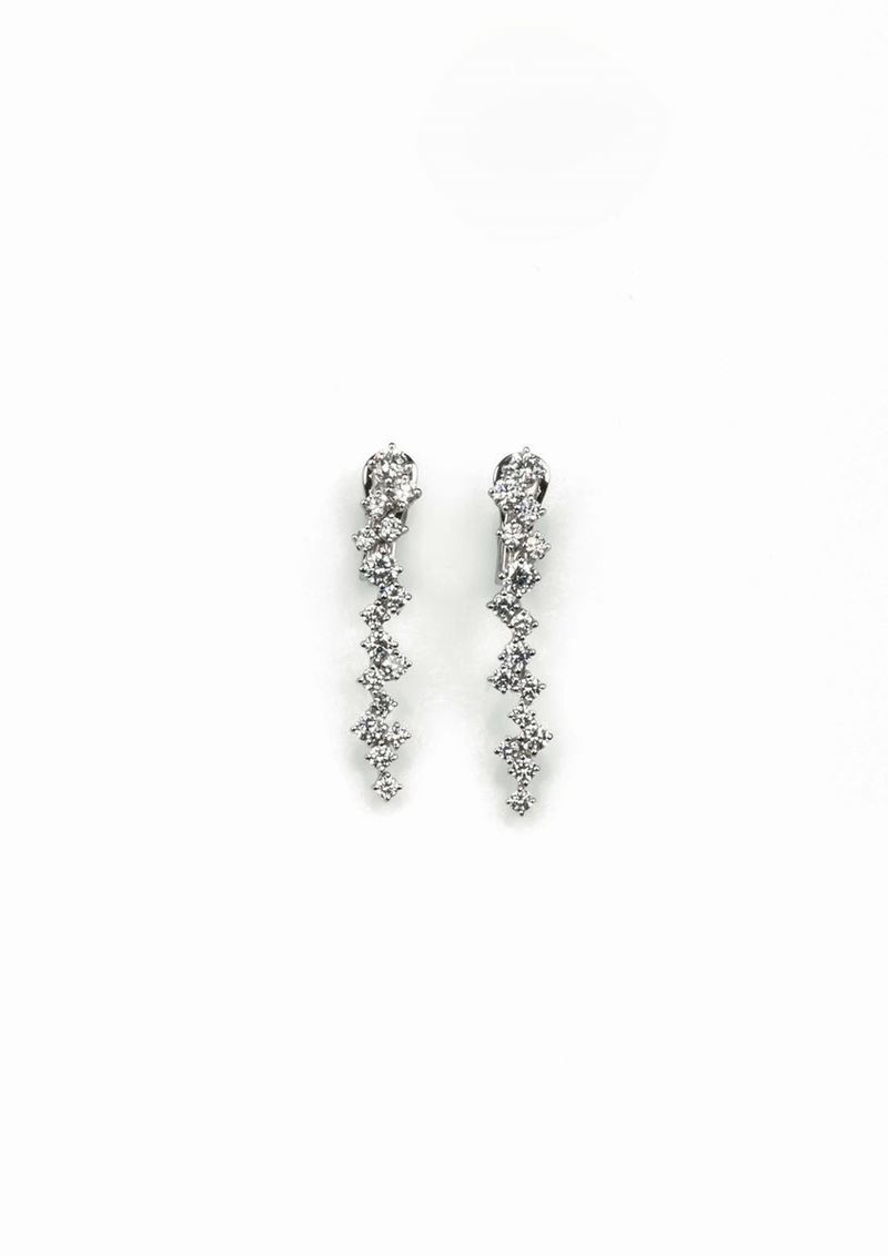 A pair of diamond and gold earrings. Brarda  - Auction Jewels - II - Cambi Casa d'Aste