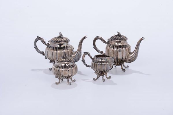 Servito da tè in argento, XX secolo