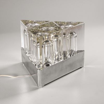 Lampada da Tavolo con Diffusori in Vetro e Base in Acciaio.