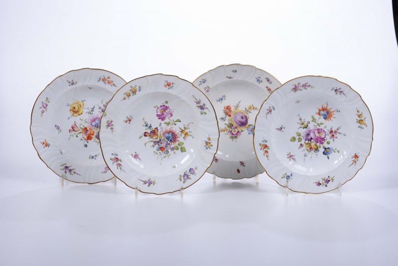 Quattro piatti in porcellana Samson  - Asta Asta a Tempo Antiquariato - II - Cambi Casa d'Aste