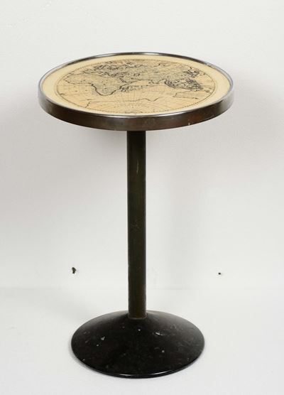 Tavolino con Piano Circolare Decorato con Mappamondo