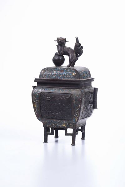 Incensiere in Bronzo a Smalti Cloisonné con Coperchio, Cina, Dinastia Qing, XIX Secolo