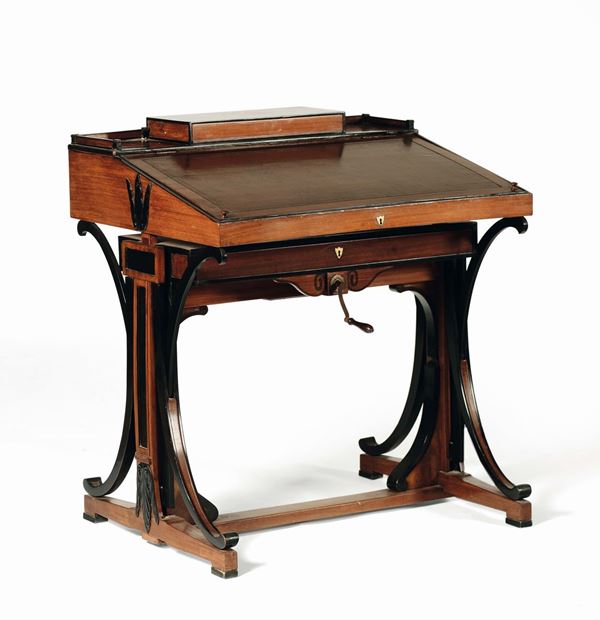 Scrittoio telescopico a manovella