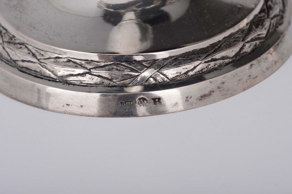Coppia di Candelabri in Argento Sbalzato e Cesellato, Svezia (?), Prima Metà XIX Secolo, Argentie...