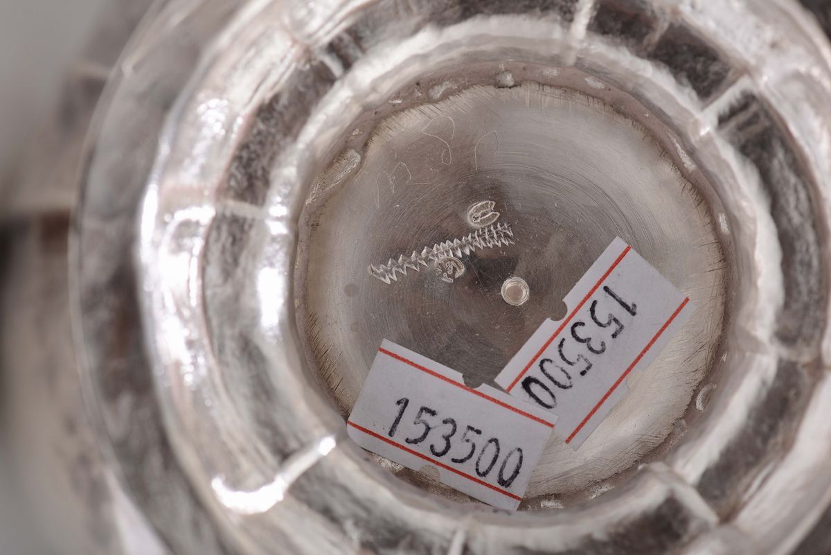 Caffettiera in Argento Sbalzato e Cesellato, Roma, Terzo Quarto del XVIII Secolo, Marchio Dell'ar...