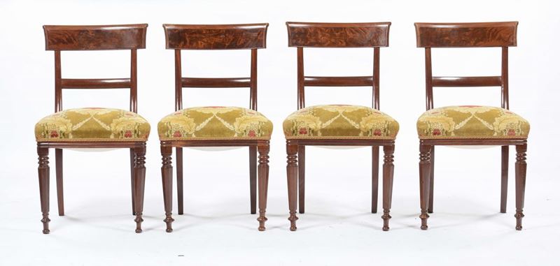 Quattro sedie con schienale a giorno  - Asta Antiquariato - Cambi Casa d'Aste