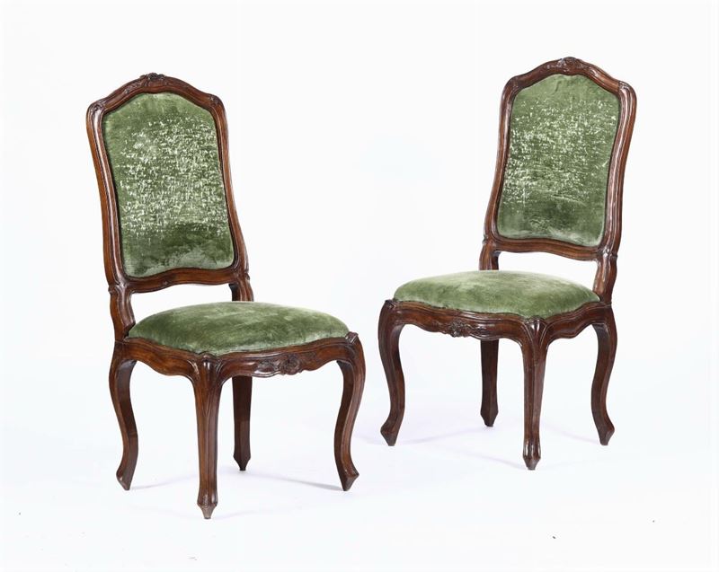 Coppia di sedie Luigi XV in noce Genova, XVIII secolo  - Auction Fine Art - Cambi Casa d'Aste