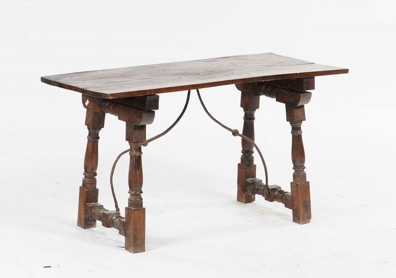 Tavolino basso in stile  - Asta Antiquariato - Cambi Casa d'Aste