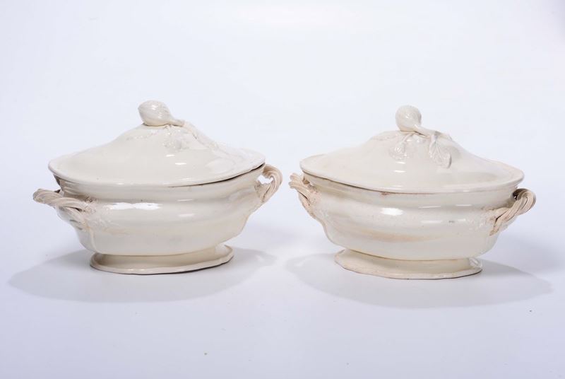 Due zuppiere in terraglia bianca, XX secolo  - Auction Fine Art - Cambi Casa d'Aste