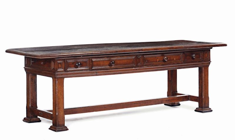 A walnut renaissance style table (antique parts)  - Auction Furnishings from Palazzo Corner Spinelli in Venice - Cambi Casa d'Aste