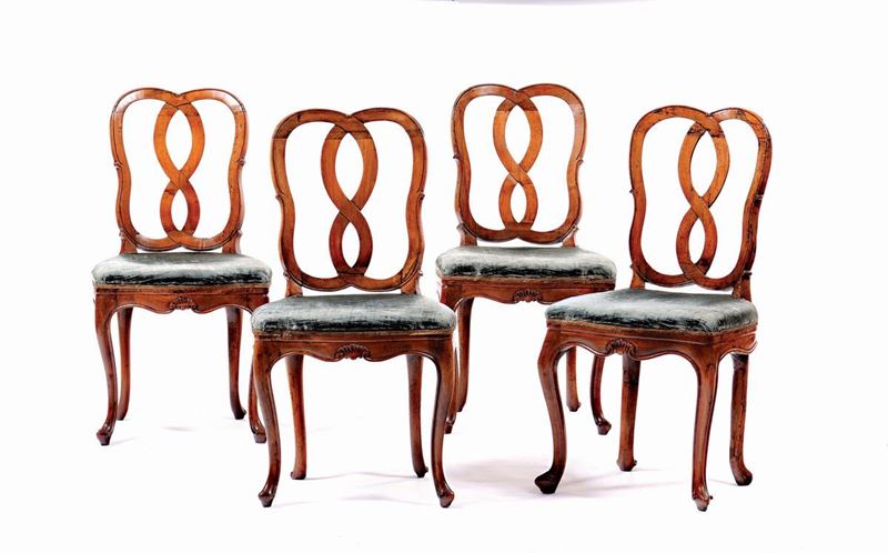Four walnut Louis XV style chairs, Veneto, 18th century  - Auction Furnishings from Palazzo Corner Spinelli in Venice - Cambi Casa d'Aste