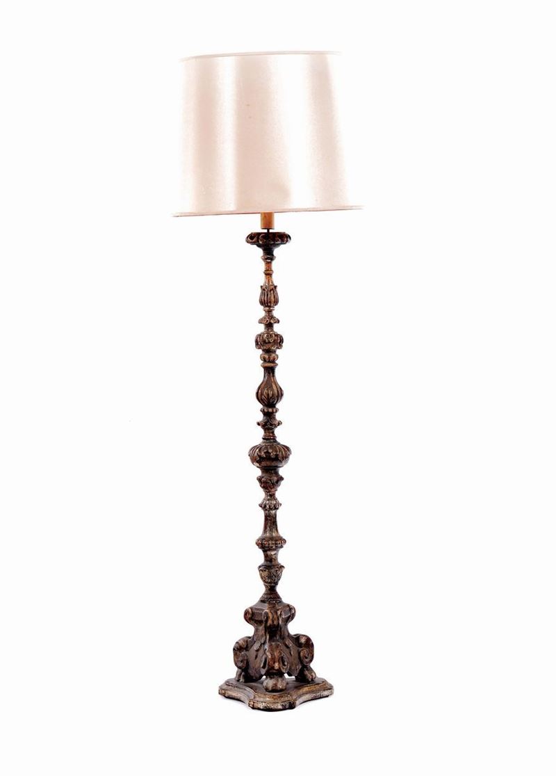 A gilt wood lamp, 18th century  - Auction Furnishings from Palazzo Corner Spinelli in Venice - Cambi Casa d'Aste