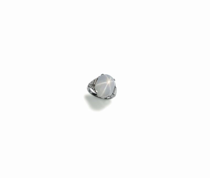 Star corundum and diamond ring set in platinum, Bulgari  - Auction Fine Jewels - Cambi Casa d'Aste