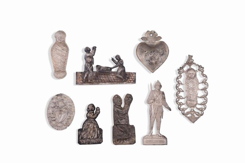 A group of 8 silver votive figures, Italian manufacture, 19th century.  - Auction Silver Collection - Cambi Casa d'Aste