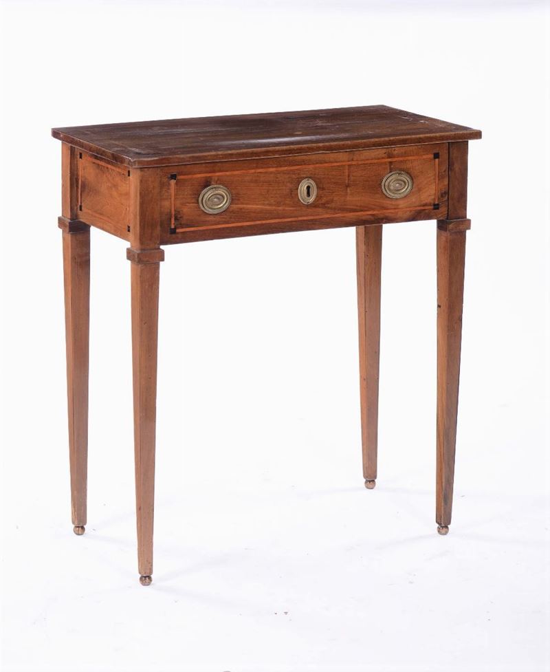 Tavolino lastronato ad un cassetto, XIX secolo  - Asta Antiquariato - Cambi Casa d'Aste