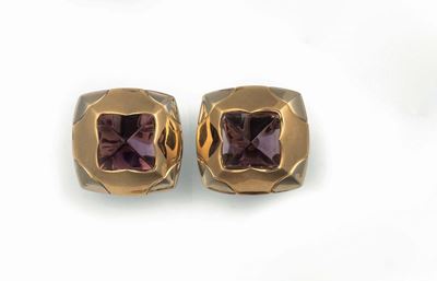 Bulgari. Orecchini Pyramide con Ametista