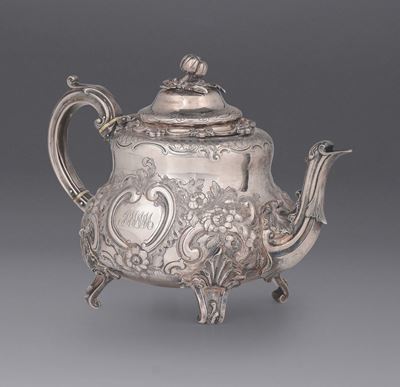 Teiera in Argento Sbalzato, Londra 1854, Argentiere Lambert & Rawlings