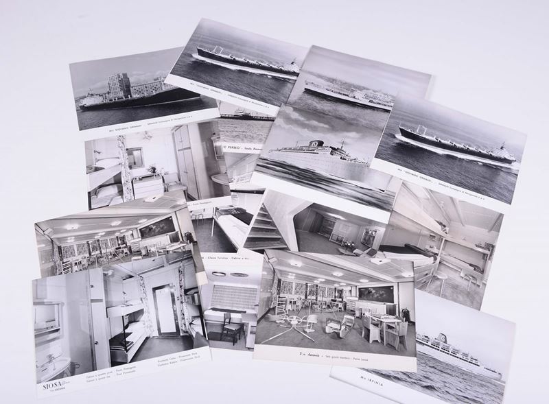 Lotto di 15 foto di navi varie, anni '70  - Asta Arte Marinara e Strumenti Scientifici - Cambi Casa d'Aste