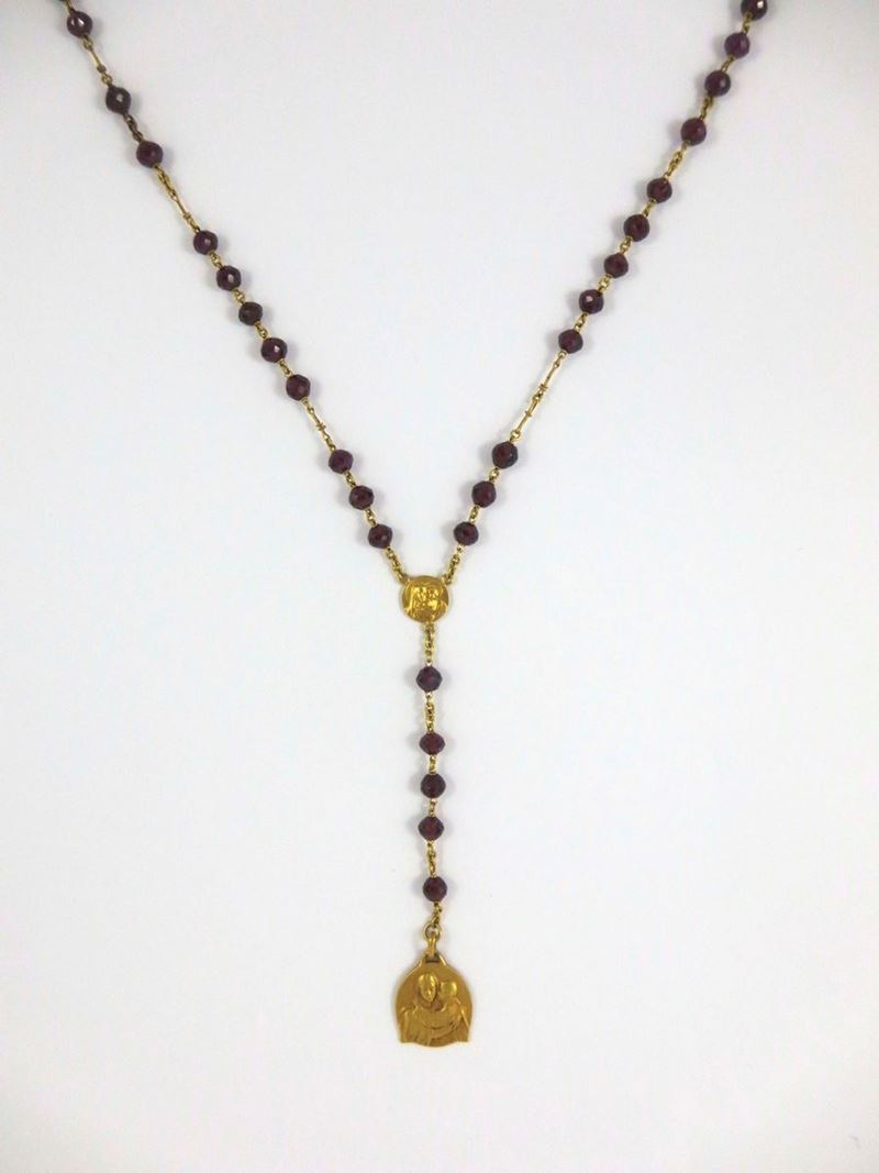Corona del rosario con medaglietta  - Asta Gioielli - Asta Online - Cambi Casa d'Aste