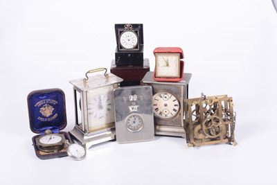 Lotto di Otto Orologi da Parete da Trumeau e da Mensola, Prima Metà XX Secolo