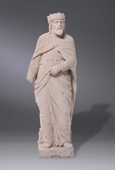 Scultura in Pietra Raffigurante Figura Virile con Corona. Scultore di Area Veneta XVII-XVIII Seco...
