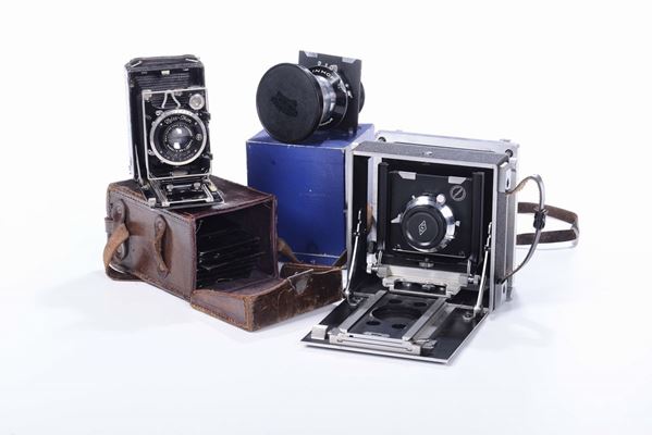 Lotto di due macchine fotografiche a soffietto