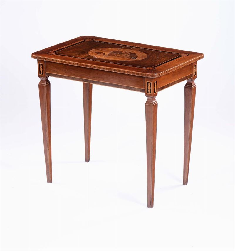 Tavolino interamente lastronato ed intarsiato, Italia XIX secolo  - Auction Fine Art - Cambi Casa d'Aste
