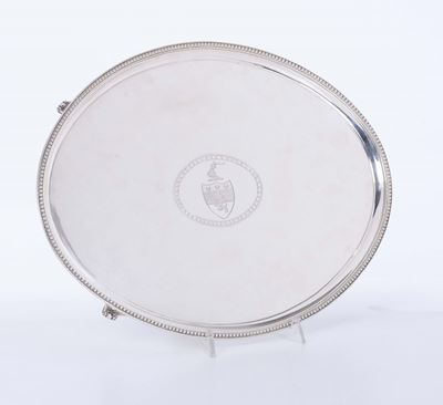 Salver Ovale in Argento con Stemma, Londra 1784, Argentiere Si