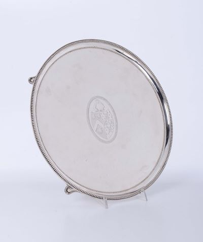 Salver in Argento con Stemma Centrale, Londra 1784