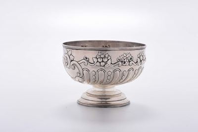 Rose Bowl in Argento Sbalzato, Birmingham, Argentiere Bb
