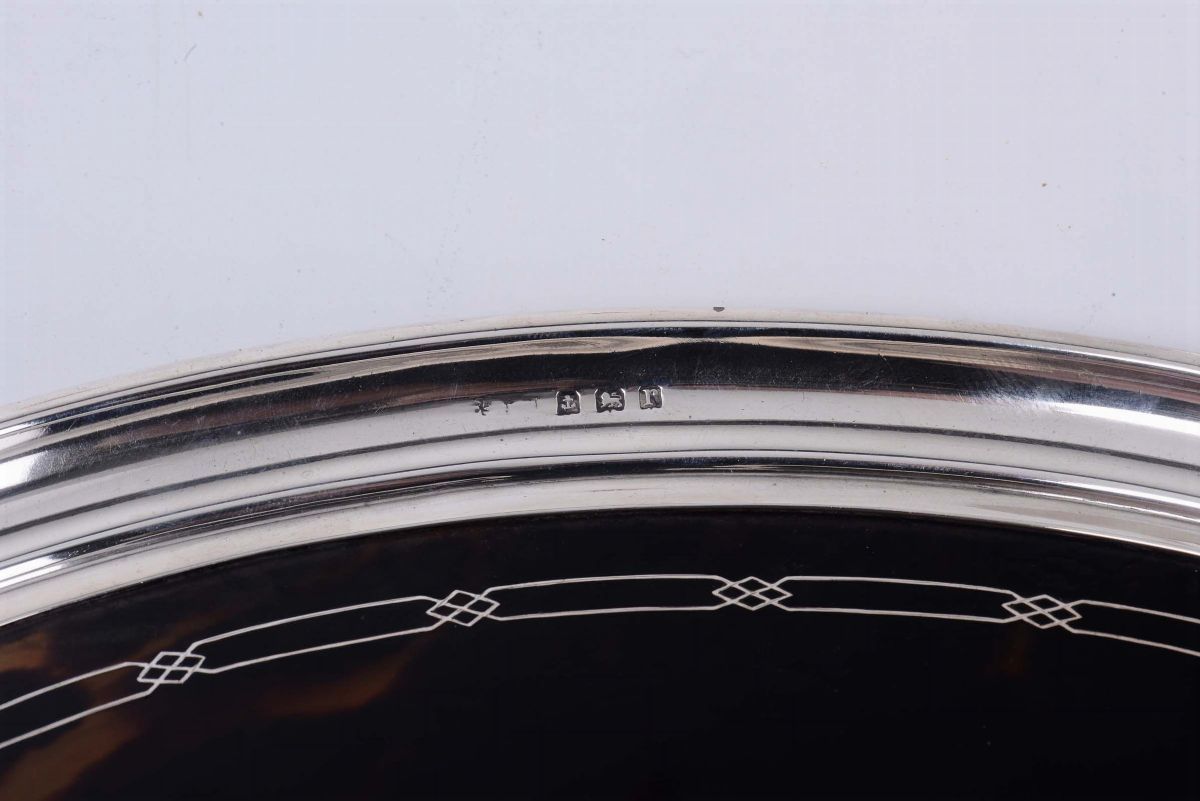 Salver Ovale in Argento e Simil Tartaruga con Incisioni, Birmingham 1916