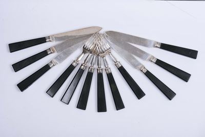 Sei Coltelli e Sei Forchette in Argento e Pietra Dura, Londra Eh, M-1909