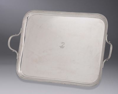 Guantiera in Argento Sbalzato, Fuso e Cesellato, Sheffield 1922 Argentiere Jd&s