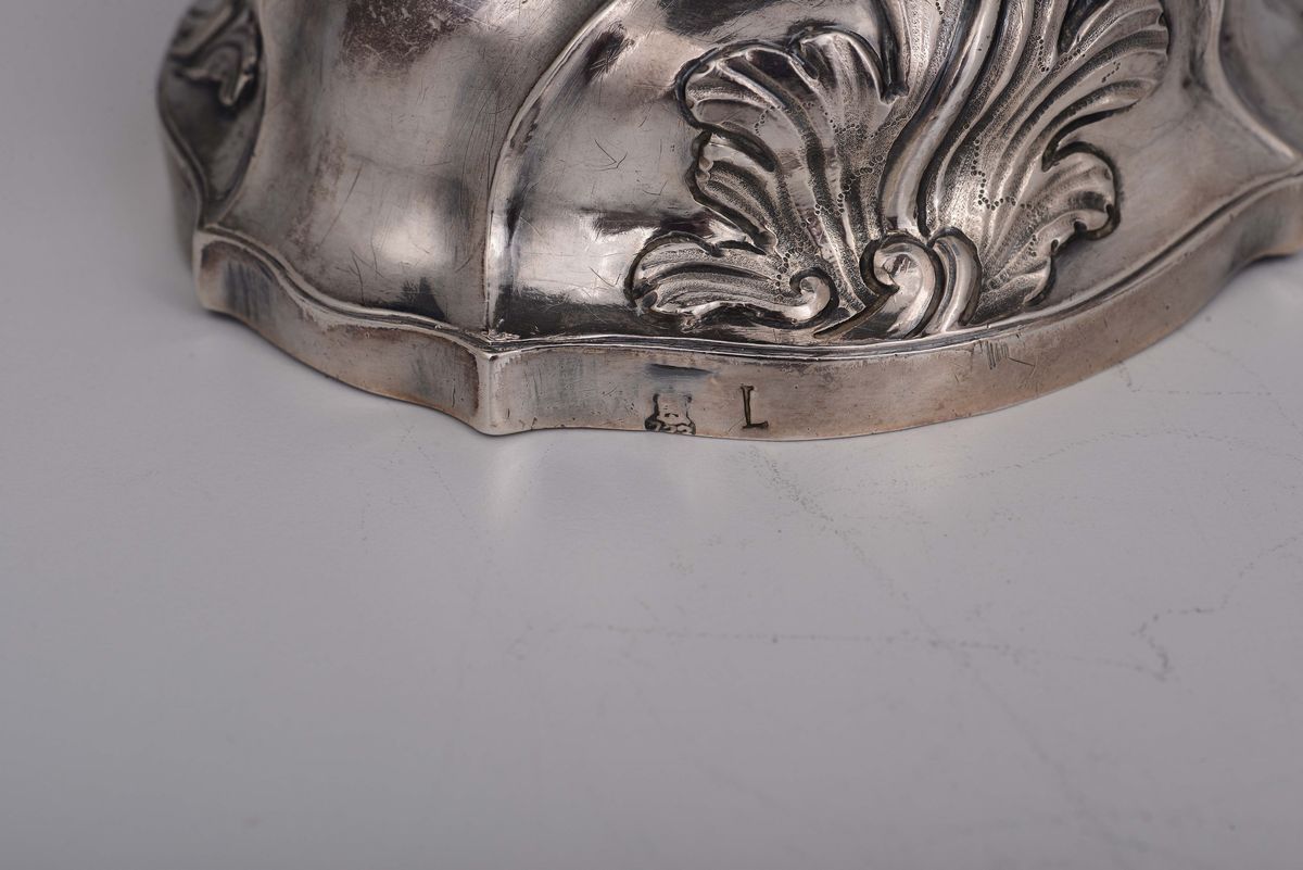 Candeliere in Argento Sbalzato e Cesellato, Genova Punzone della Torretta per L’anno 1773