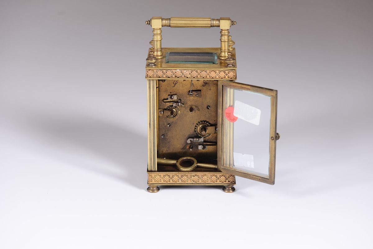 Officielle in Ottone Dorato, Francia XX Secolo