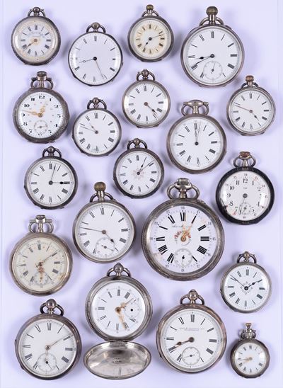 Lotto di Venti Orologi da Tasca con Cassa in Argento, XIX-XX Secolo